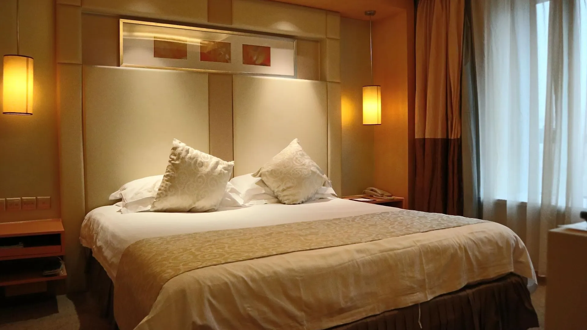 Shanghai Everbright International Hotel China
