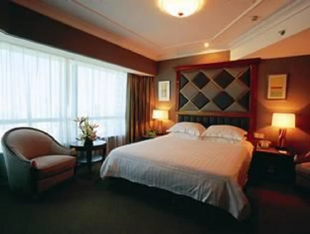 ****  Shanghai Everbright International Hotel China