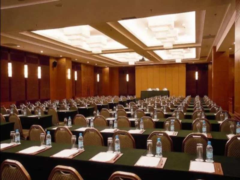 Shanghai Everbright International Hotel