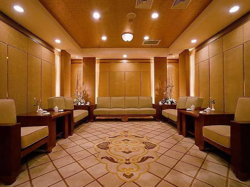 ****  Shanghai Everbright International Hotel China
