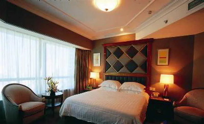 ****  Shanghai Everbright International Hotel China