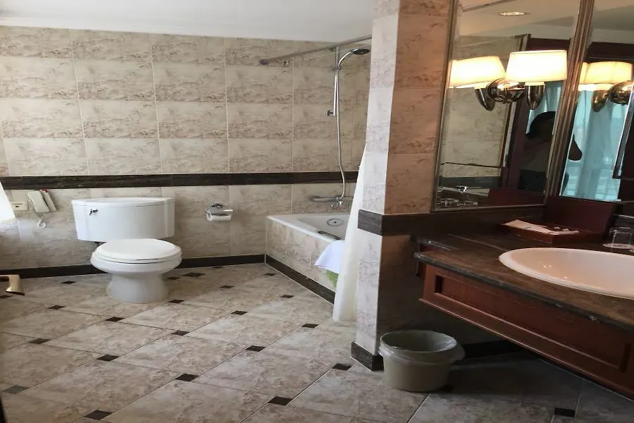 Shanghai Everbright International Hotel